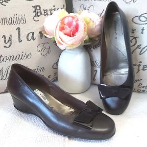 Stonefly pumps dark brown leather wedge  heels comfort shoes office work